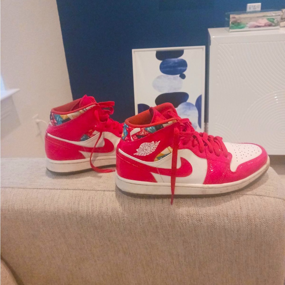 Air Jordan 1 Mid SE Barcelona